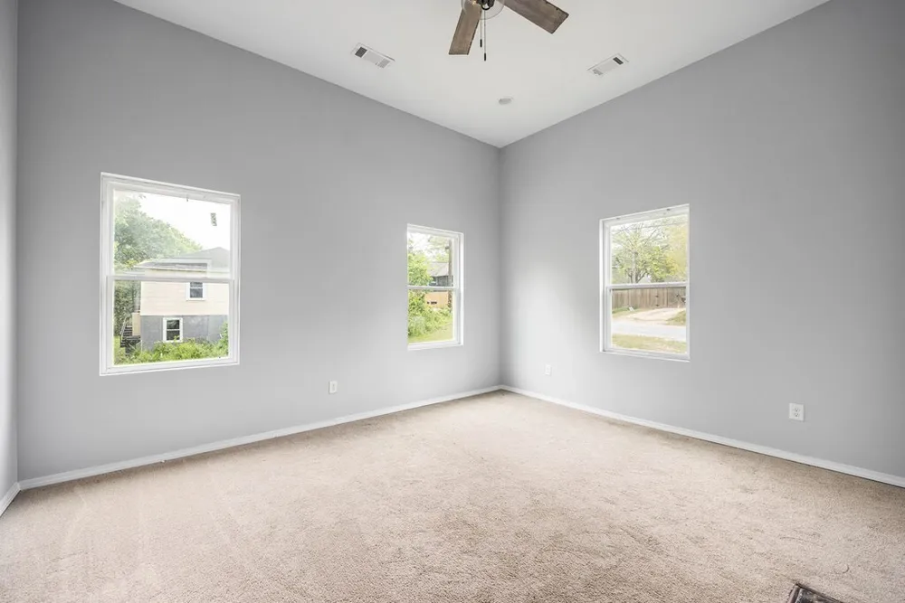 2113 Summerville Rd, Phenix City, AL 36867