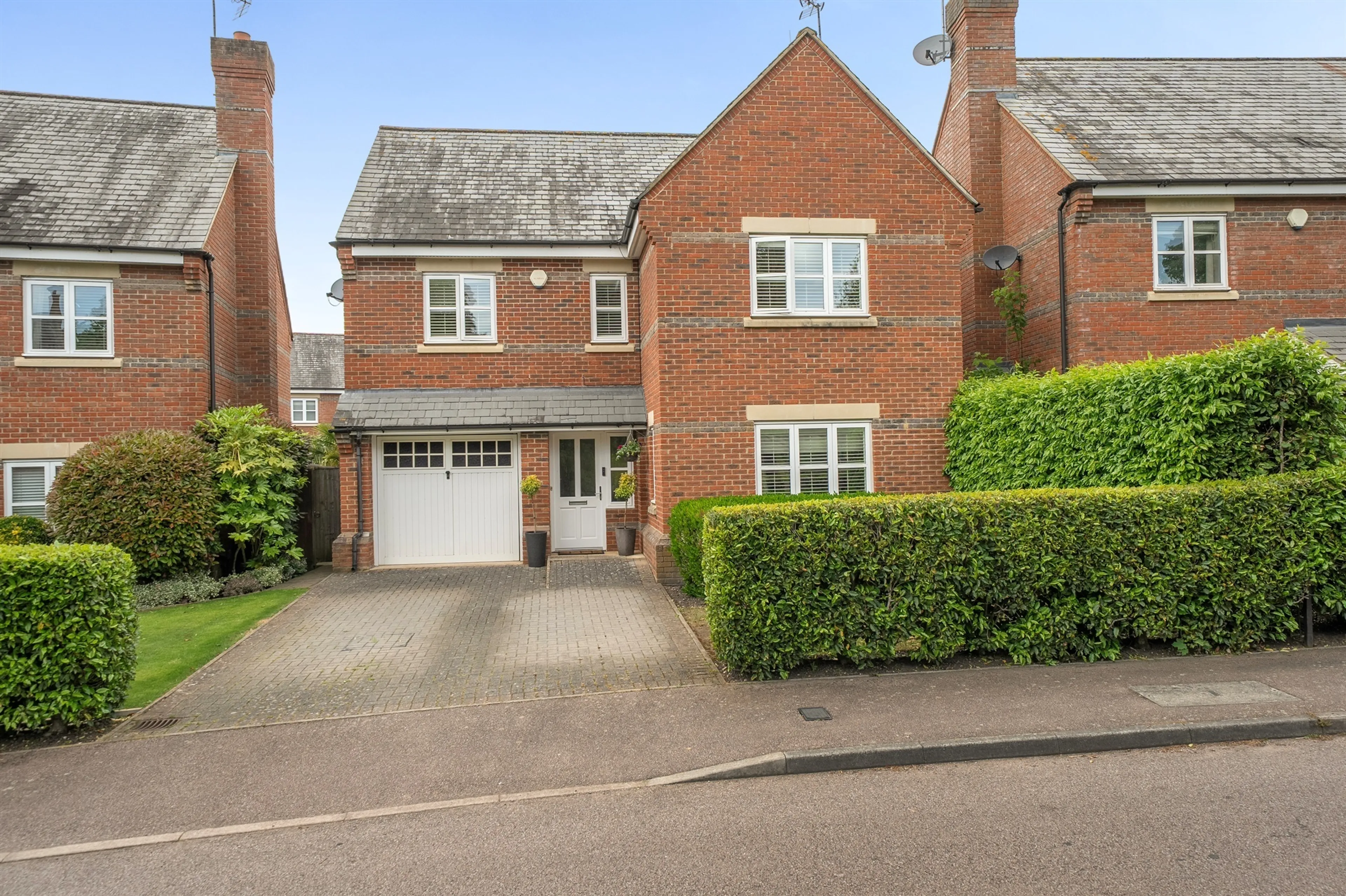 Property at Rosemary Drive, London Colney, St. Albans