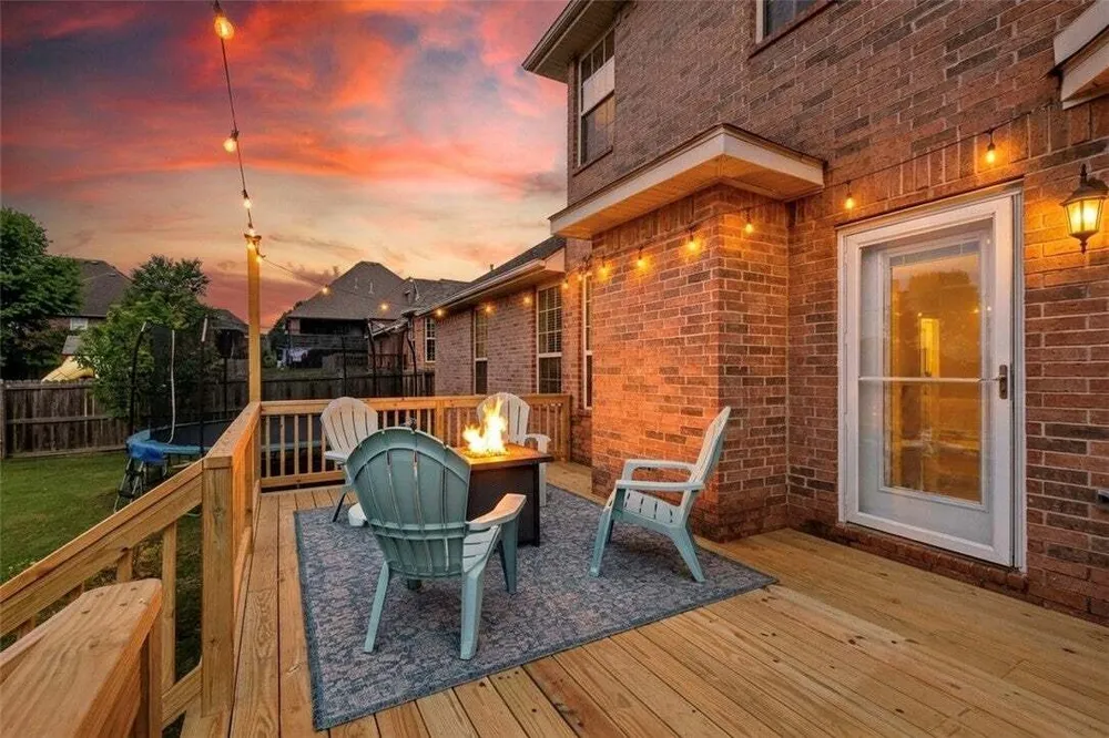 4601 SW Golden Eagle Ave, Bentonville, AR 72713