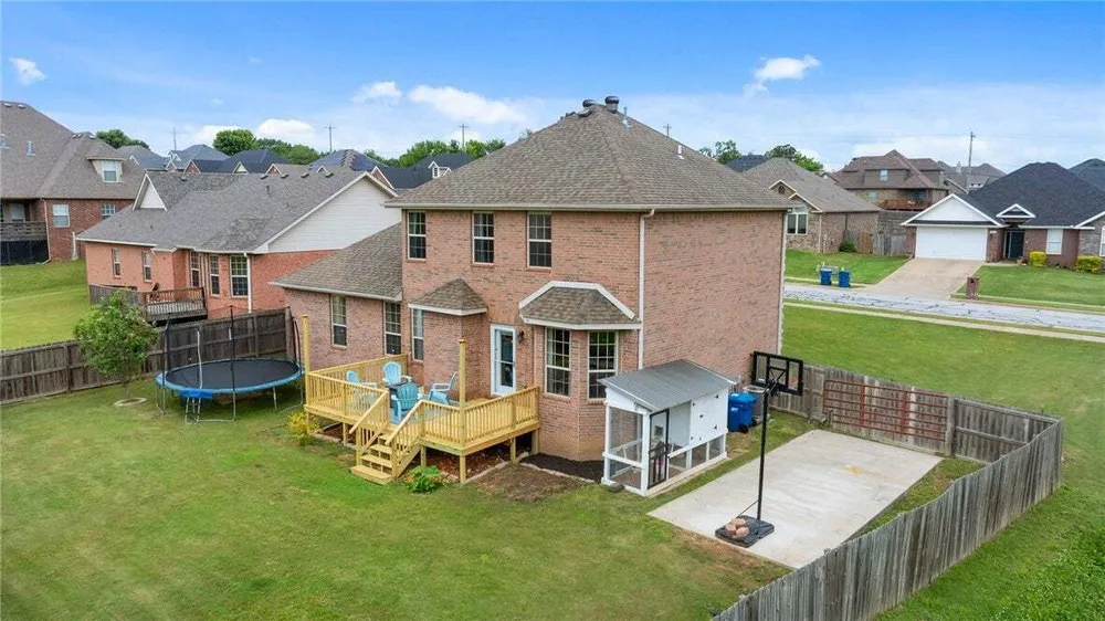 4601 SW Golden Eagle Ave, Bentonville, AR 72713