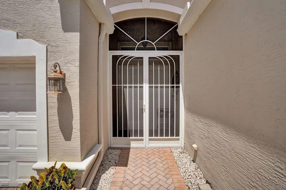 7804 Lando Ave, Boynton Beach, FL 33437