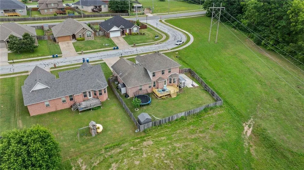 4601 SW Golden Eagle Ave, Bentonville, AR 72713