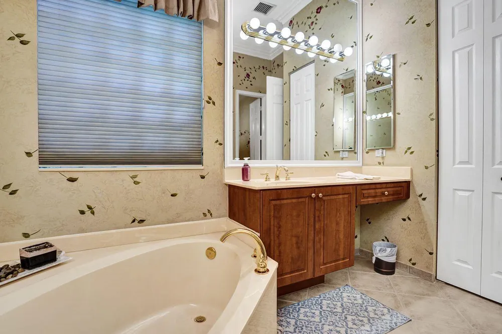 7804 Lando Ave, Boynton Beach, FL 33437