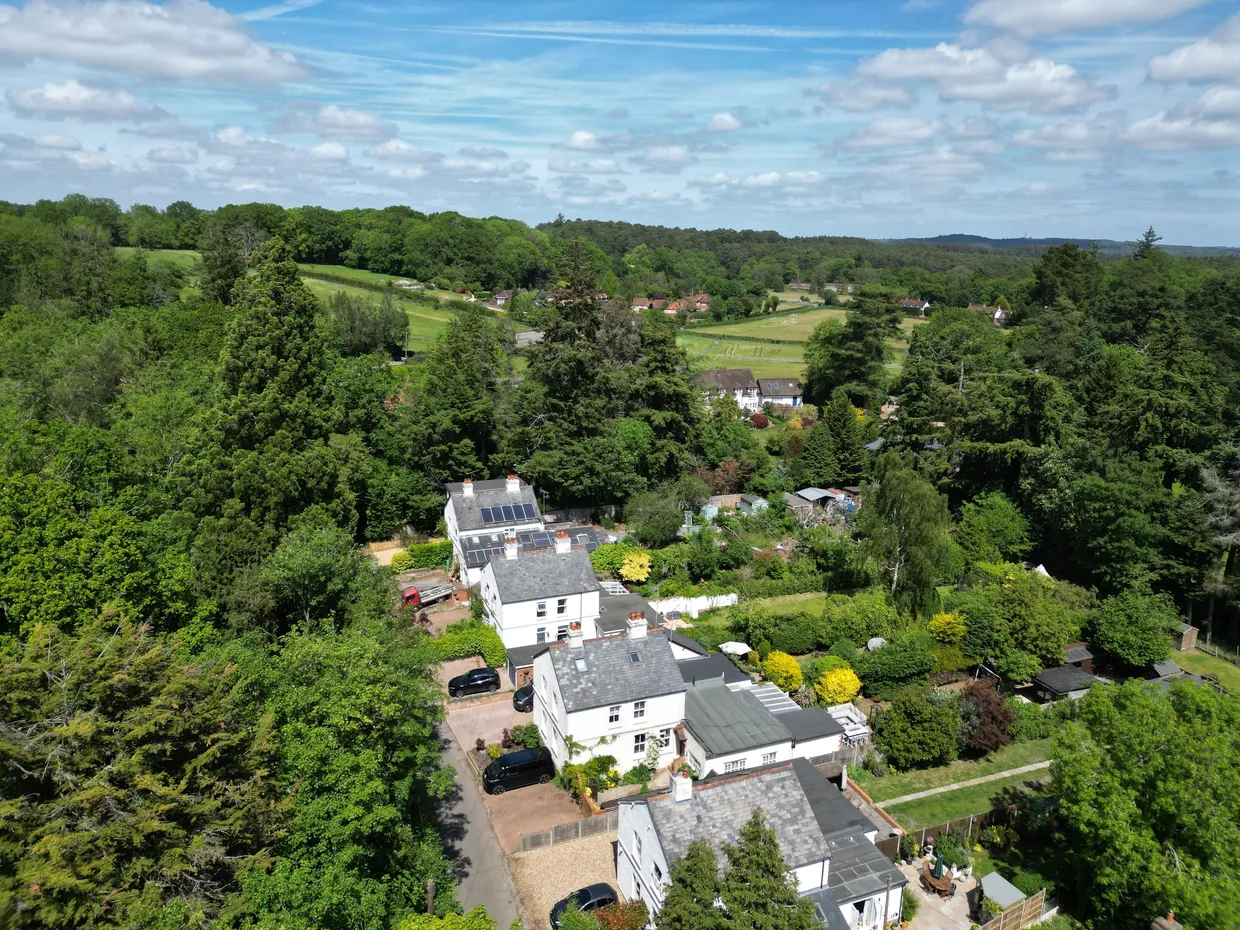 Hamlash Lane, Farnham, GU10 photo 22