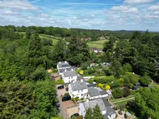 Hamlash Lane, Farnham, GU10 photo 22