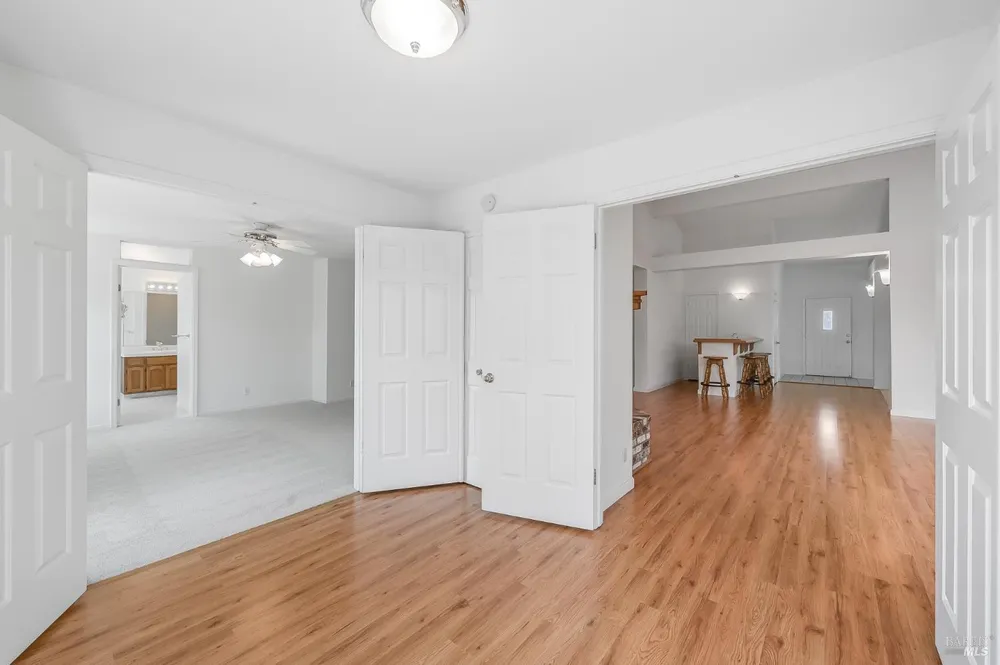 9151 Piccadilly Circle, Windsor, CA 95492