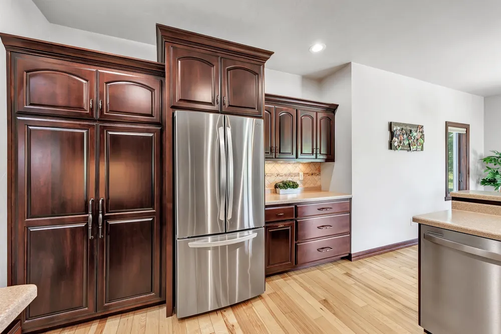 3660 Euro Ln, De Pere, WI 54115
