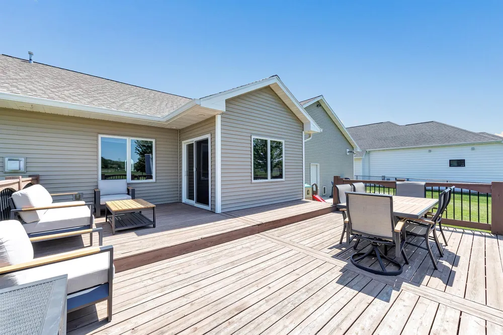 3660 Euro Ln, De Pere, WI 54115