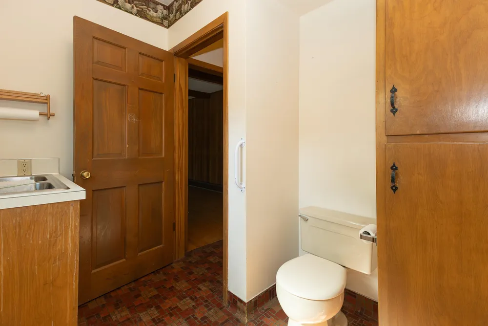 1740 N Eugene St, Appleton, WI 54914