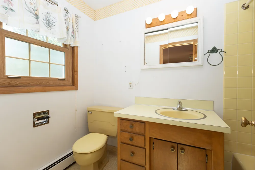 1740 N Eugene St, Appleton, WI 54914