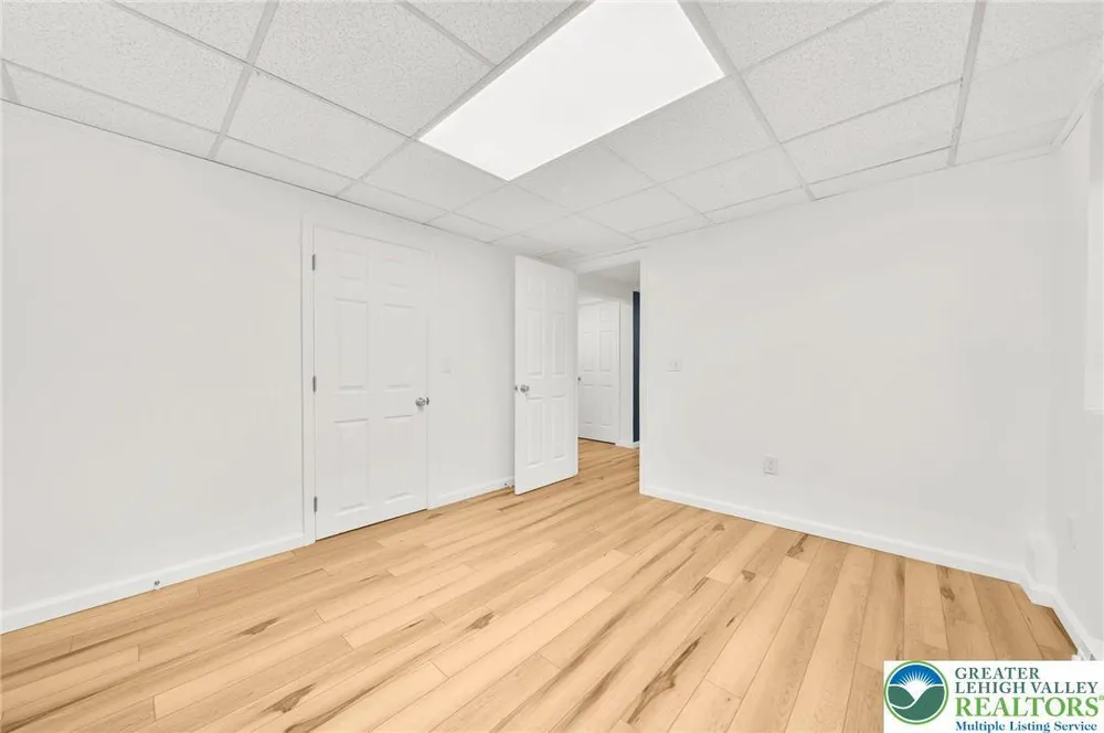 359 W Milton St, Easton, PA 18042
