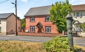 High Street, Newton Poppleford, Sidmouth, Devon, EX10 photo