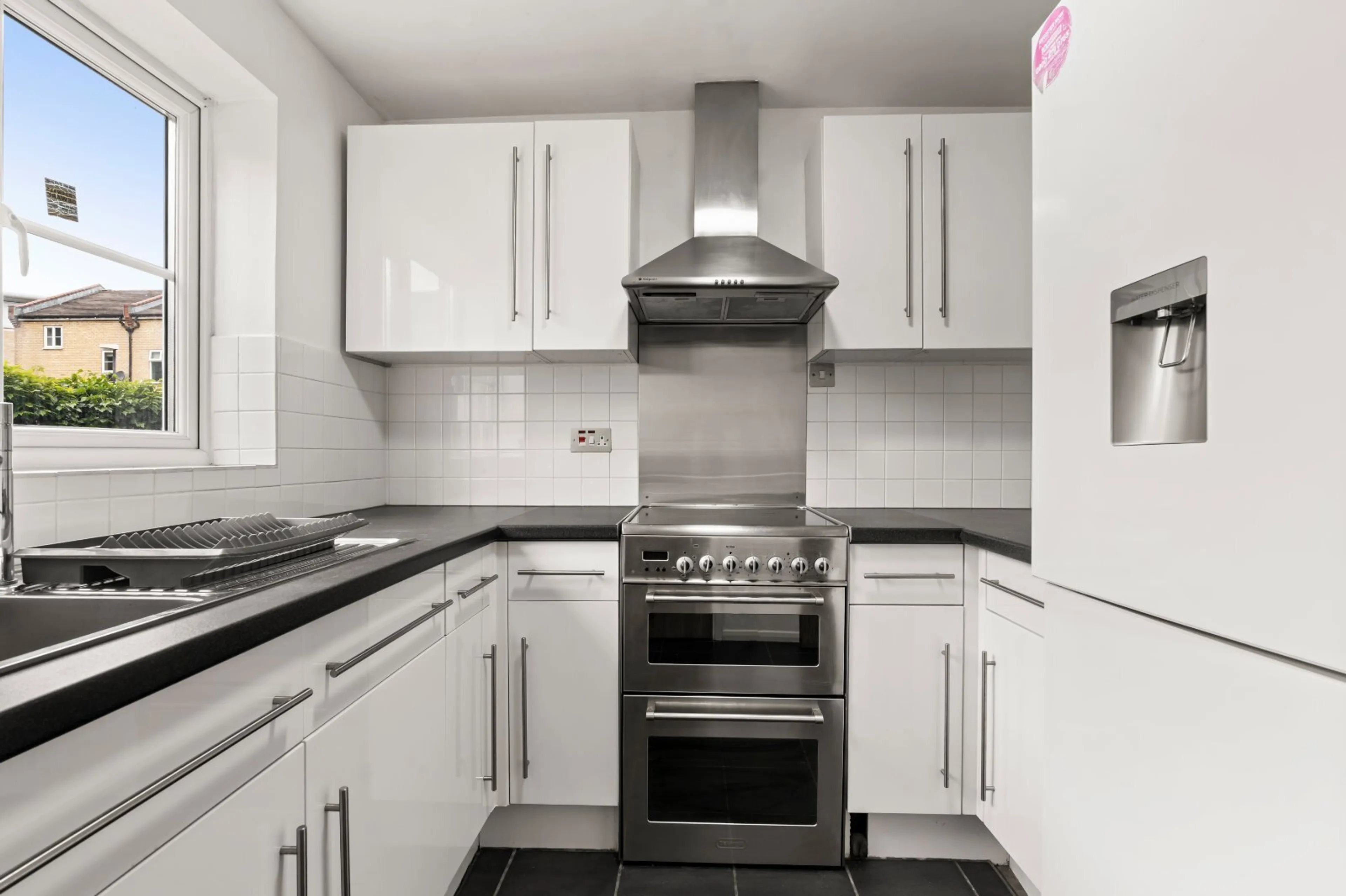 Property at Heddington Grove, Islington, London, N7