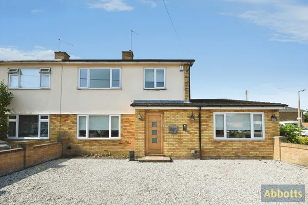 Warwick Road, RAYLEIGH, Essex, SS6