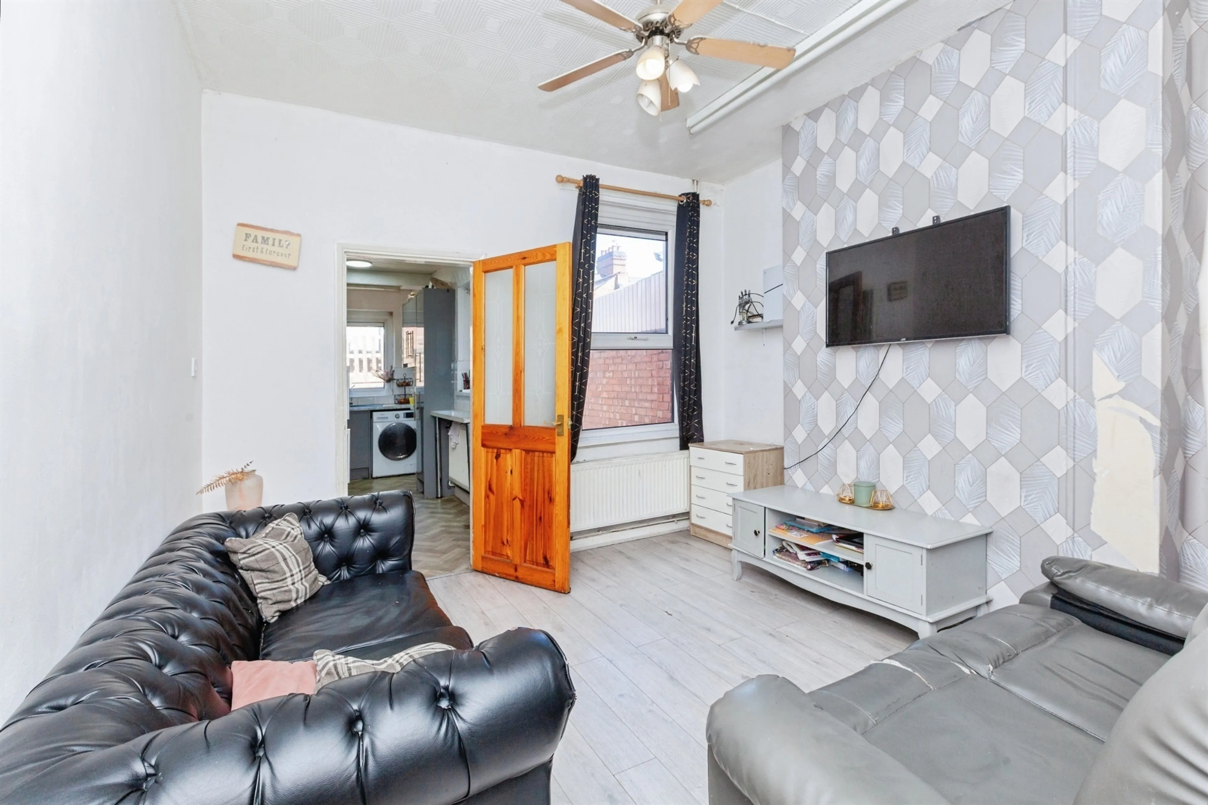 Property at Earl Howe Street, Leicester