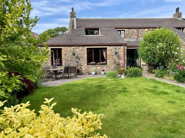 Slyne Hall Heights, Slyne, Lancaster,...
