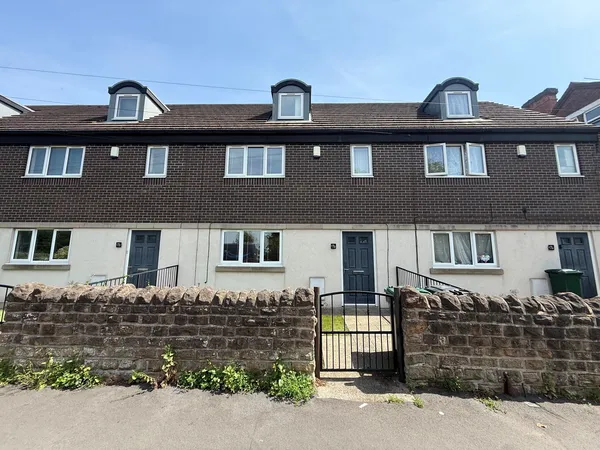 Porchester Road, NG3 6LG