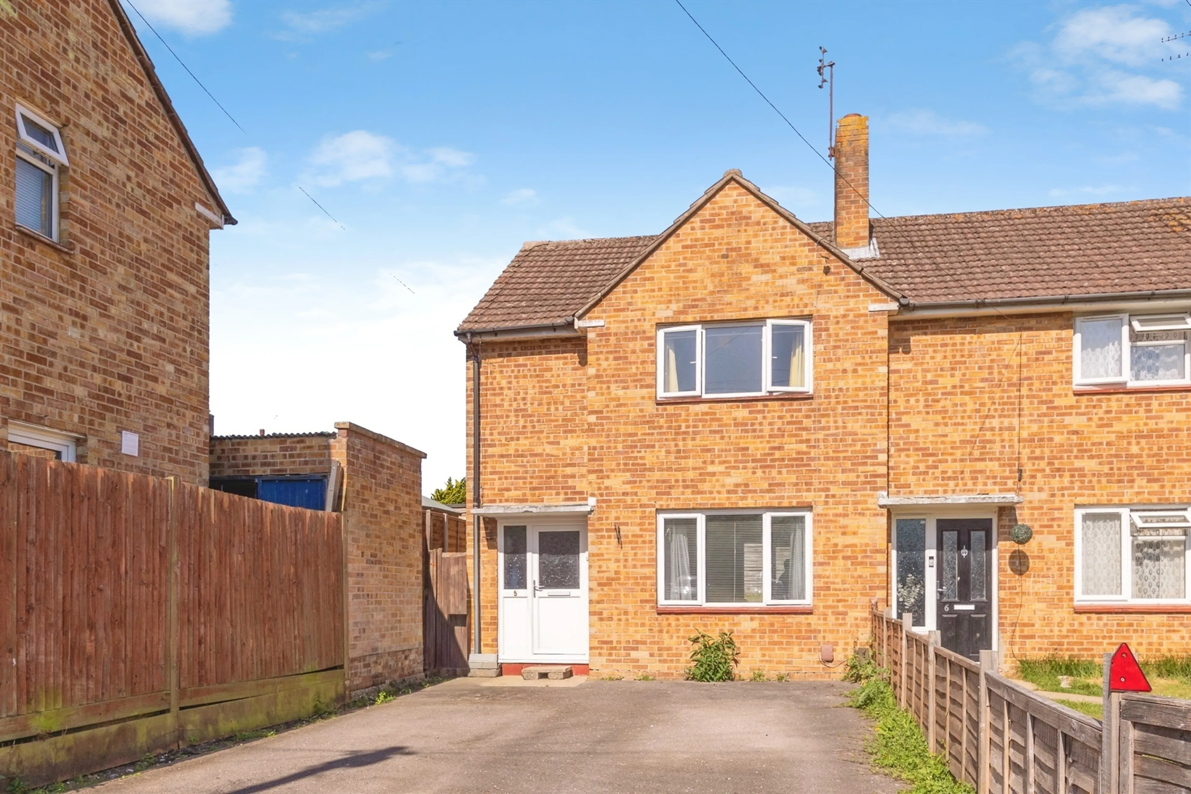 Property at Bitterne Close, Havant
