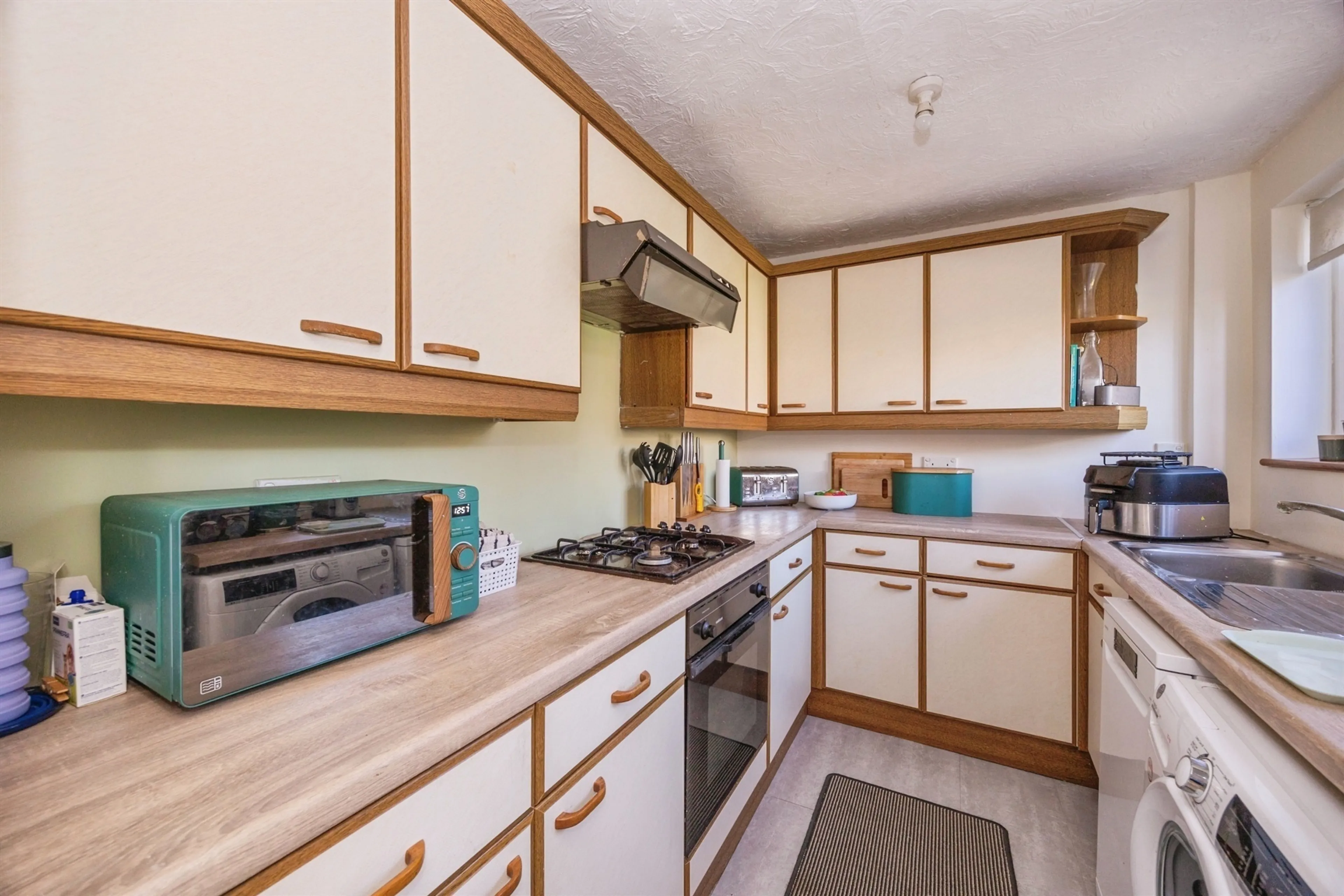Property at Bitterne Close, Havant