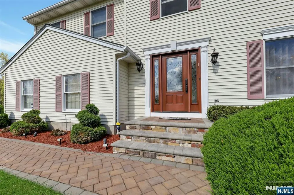 10 Viola Terrace, Washington, NJ 07676