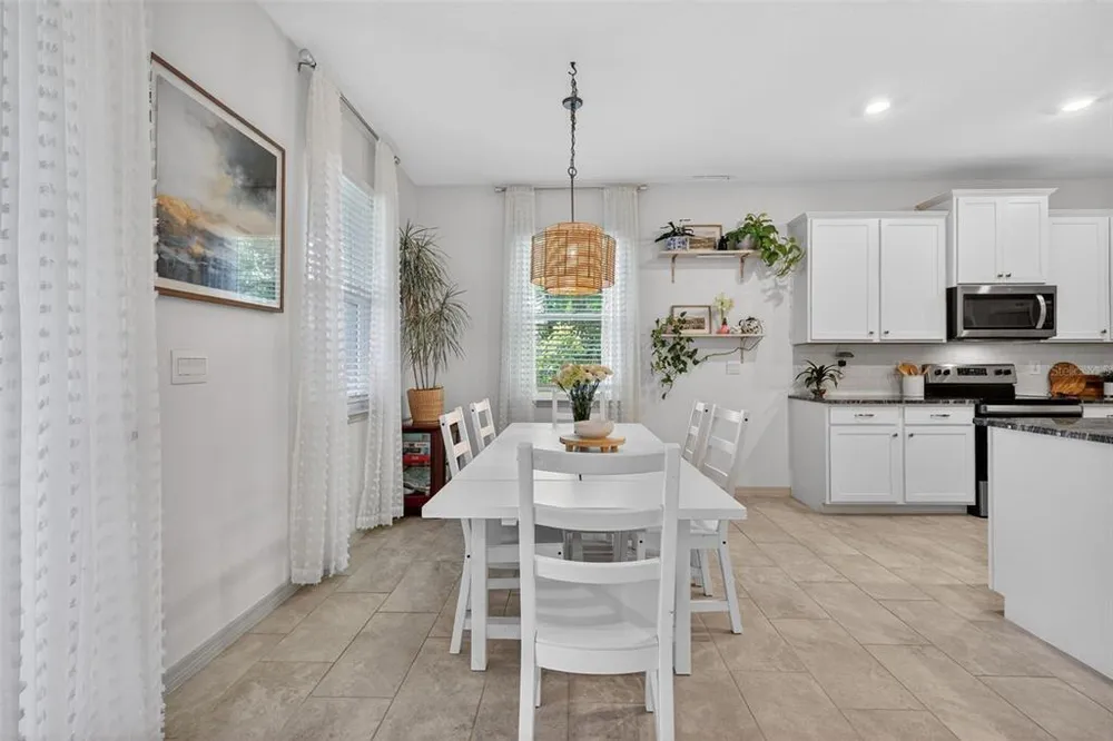 5667 Woodland Sage Dr, Sarasota, FL 34238-3518