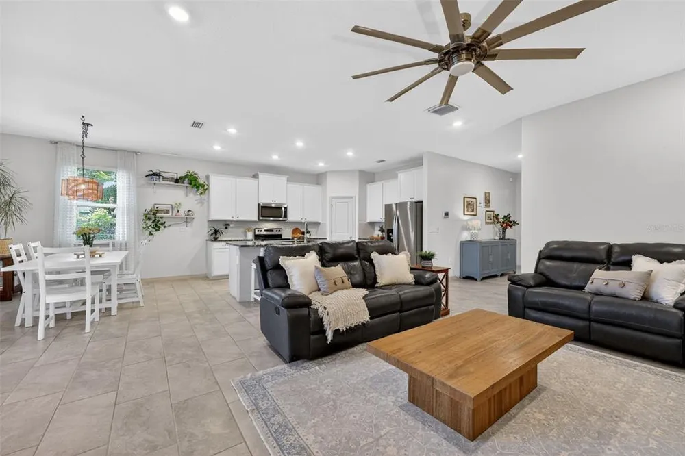 5667 Woodland Sage Dr, Sarasota, FL 34238-3518