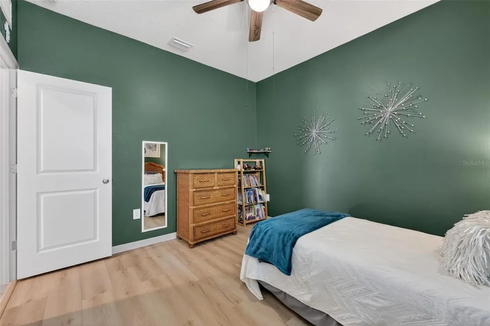 5667 Woodland Sage Dr, Sarasota, FL 34238-3518
