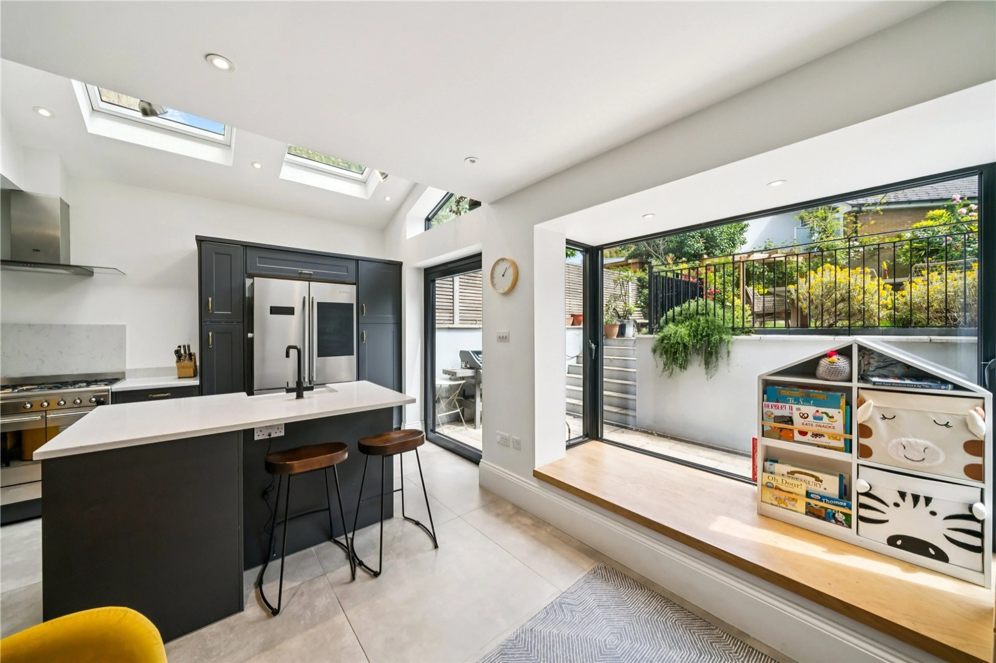 Property at Endlesham Road, London, SW12