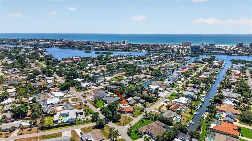 6100 Hollywood Blvd, Sarasota, FL 34231