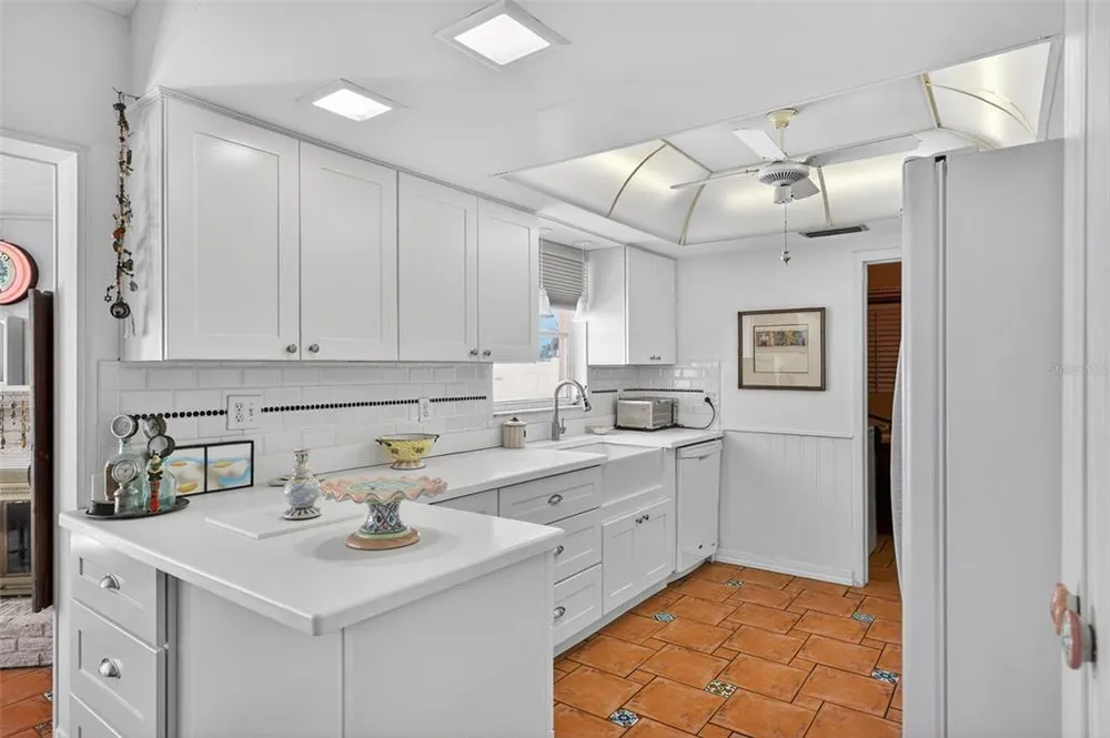 6100 Hollywood Blvd, Sarasota, FL 34231