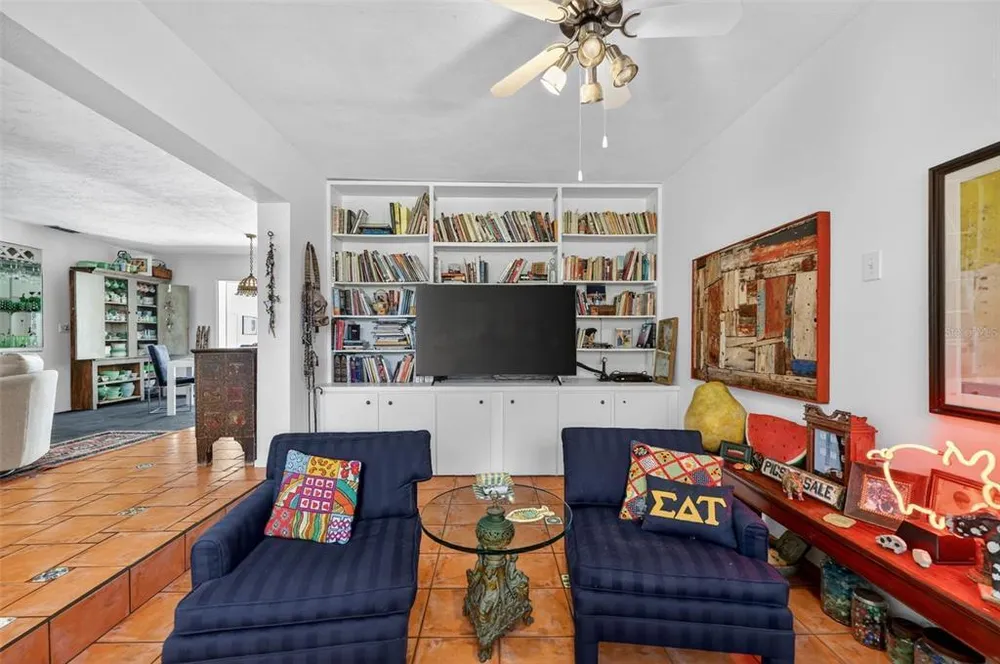 6100 Hollywood Blvd, Sarasota, FL 34231