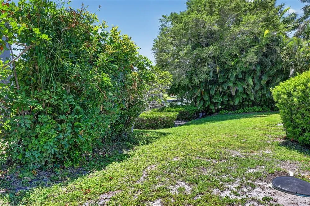 6100 Hollywood Blvd, Sarasota, FL 34231