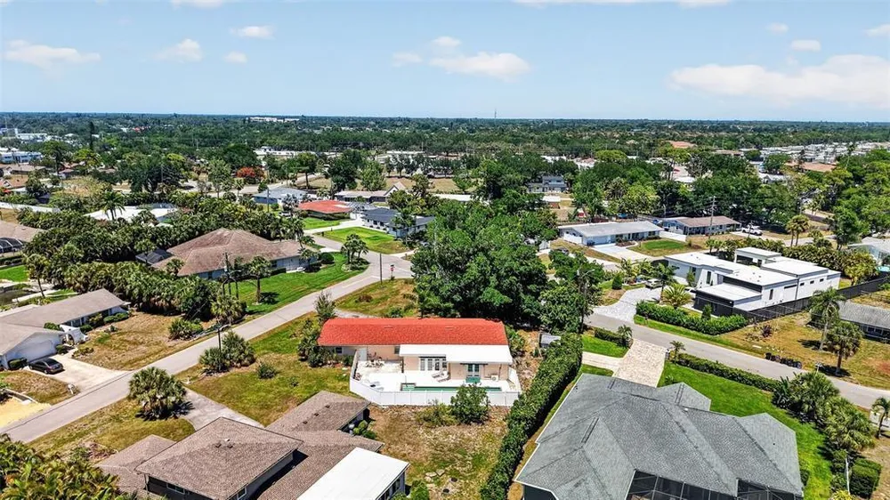 6100 Hollywood Blvd, Sarasota, FL 34231