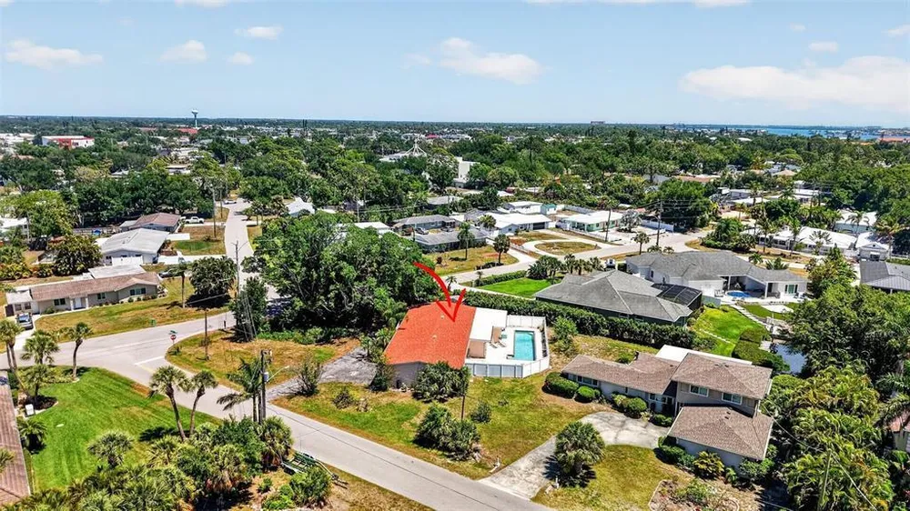 6100 Hollywood Blvd, Sarasota, FL 34231