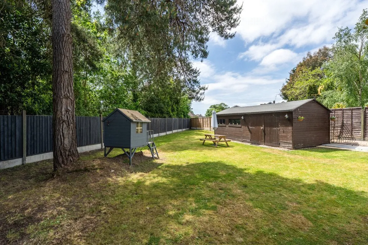 Ashurst Road, West Moors, Ferndown, Dorset, BH22