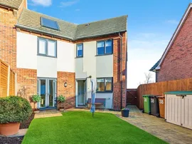 Neptune Road, Wellingborough thumb 3