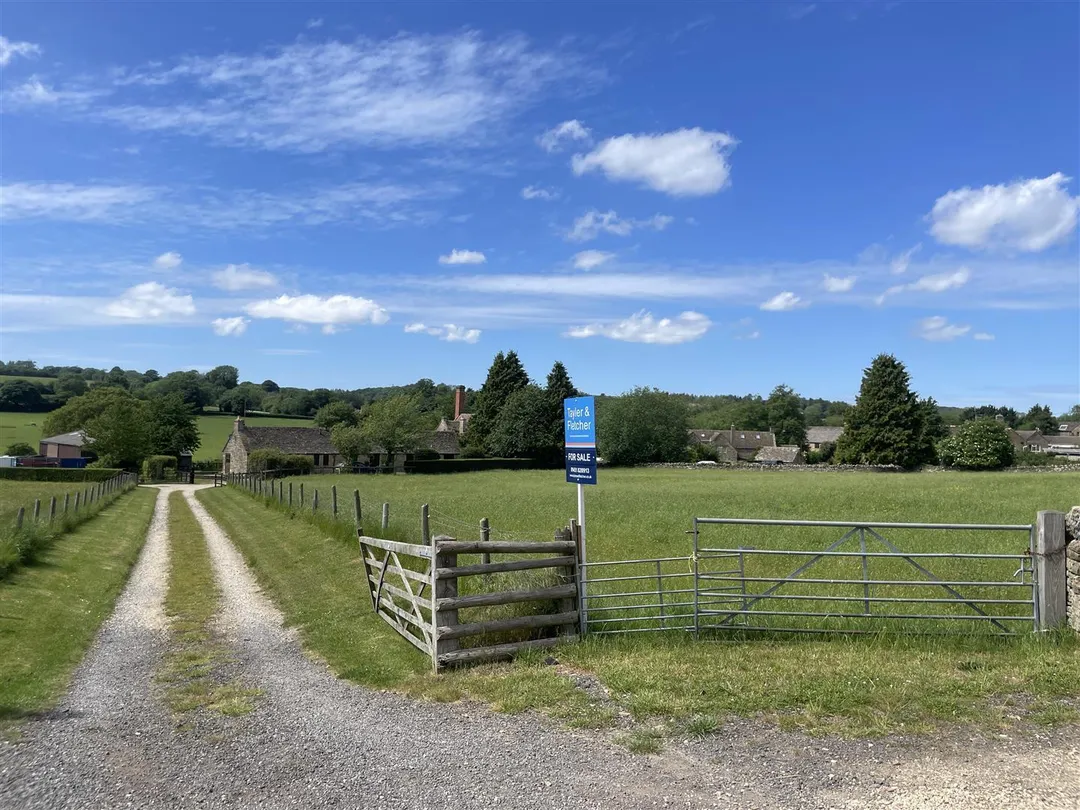 https://mr0.homeflow-assets.co.uk/files/photo/image/47415/9164/_x_/rHvFXLu3HUq8ctHzKbLJUA.jpg