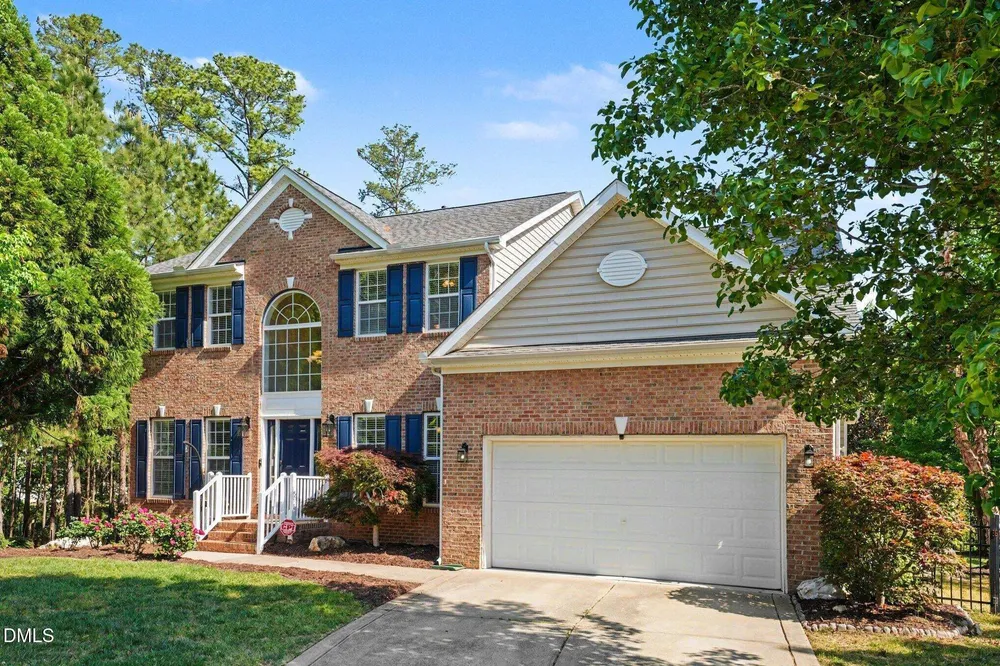 216 Chieftain Dr, Holly Springs, NC 27540-4711