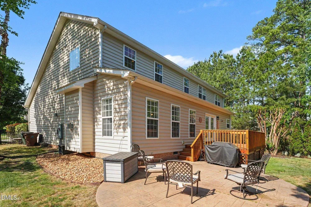 216 Chieftain Dr, Holly Springs, NC 27540-4711