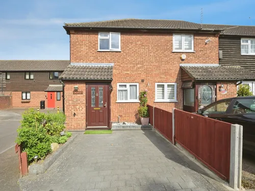 Niagara Close, Cheshunt, Waltham Crossphoto