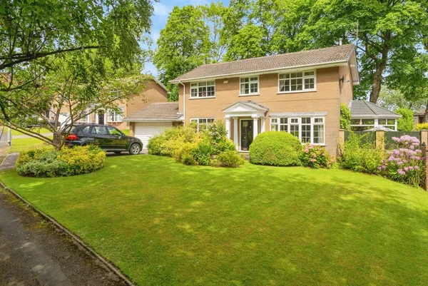 Thorneyholme Close, Lostock, Bolton, ...
