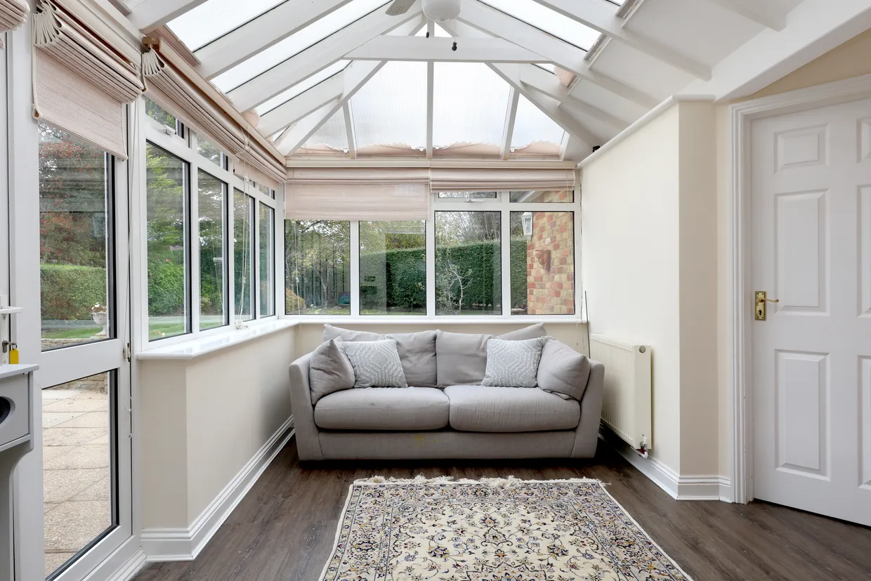 Joiners Lane, Gerrards Cross, SL9 photo 5