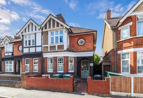Wellington Road, Watford, WD17