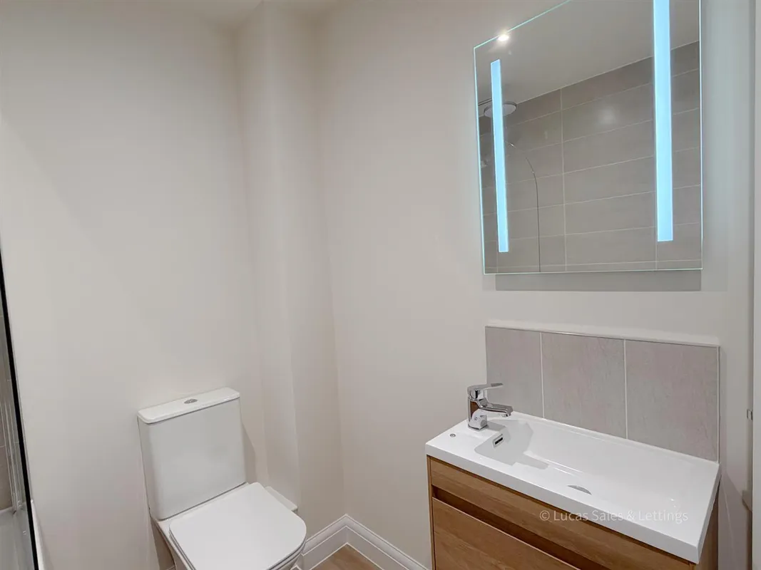 Stanton Close, Desborough, Kettering
