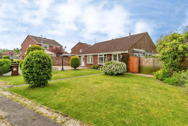 Stagborough Way, Hednesford, Cannock,...