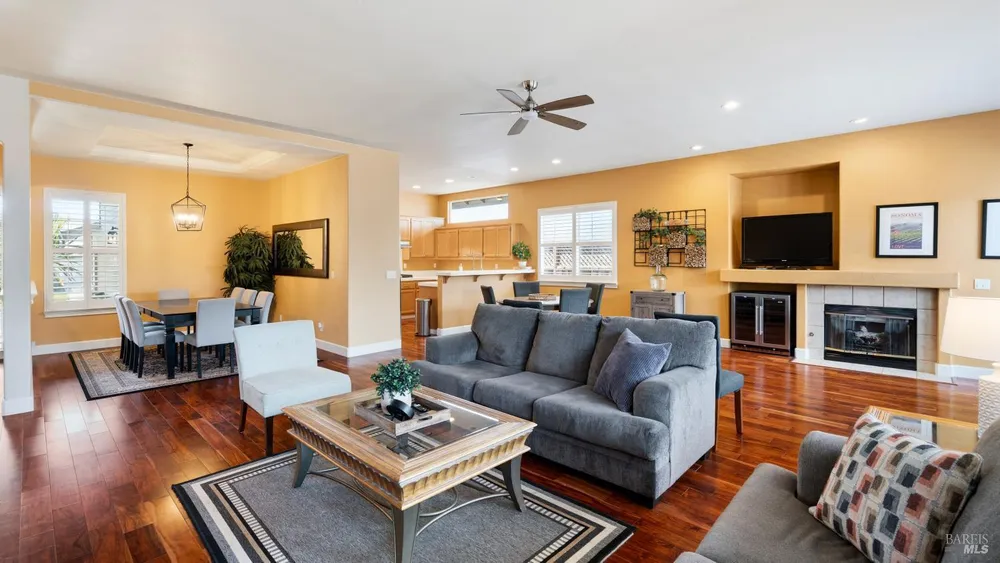 1168 Vintage Greens Dr, Windsor, CA 95492