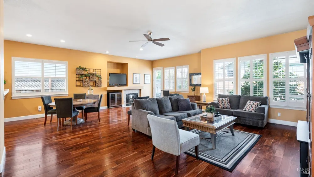 1168 Vintage Greens Dr, Windsor, CA 95492