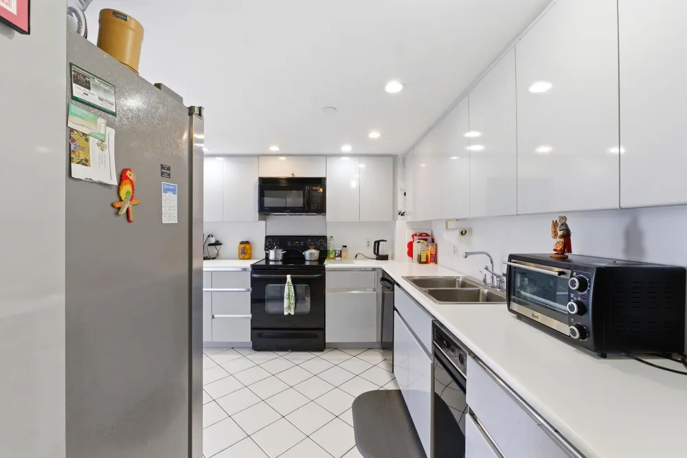 1167 Hillsboro Mile, Hillsboro Beach, FL 33062