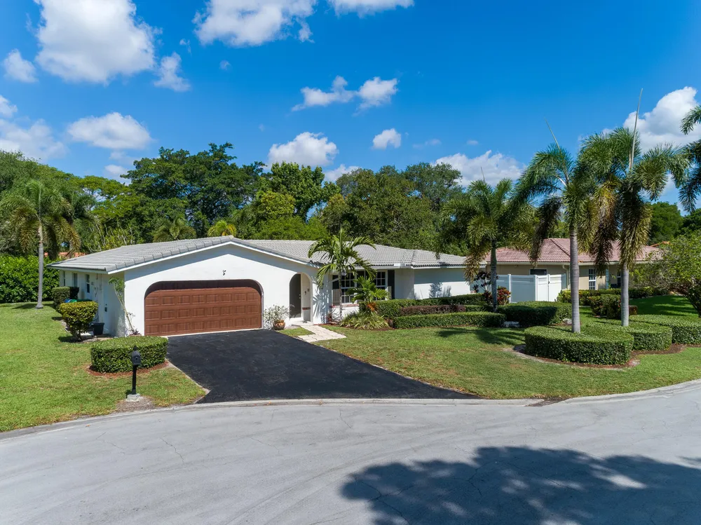 3844 NW 82nd Way, Coral Springs, FL 33065