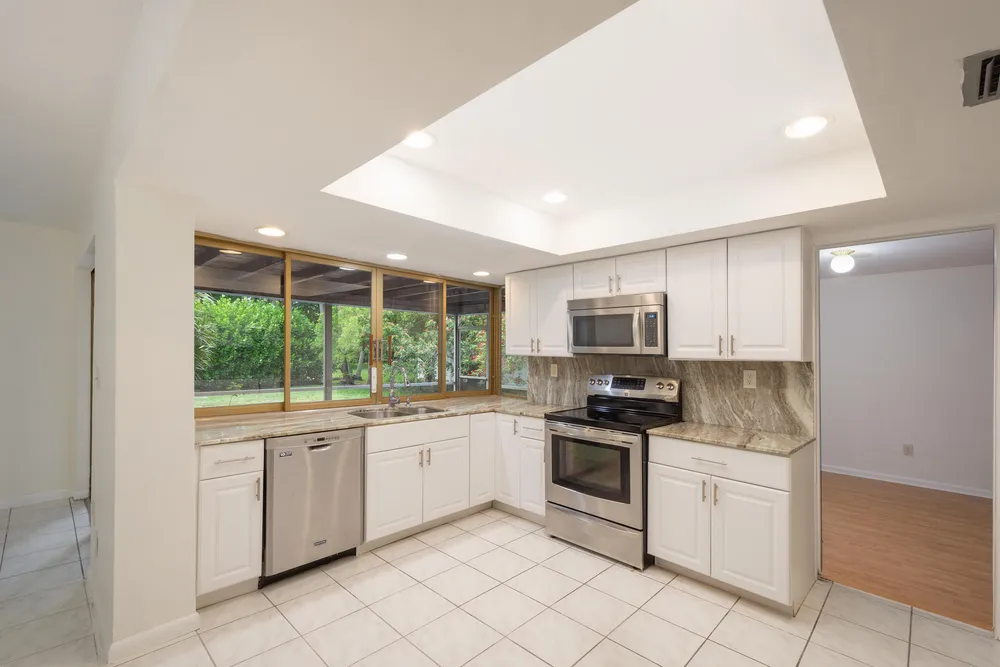 3844 NW 82nd Way, Coral Springs, FL 33065